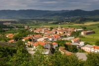 Vrhpolje_v_Vipavski_dolini